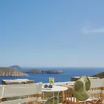 Villa Spacious 6 Bdrm Stone With Pool *
