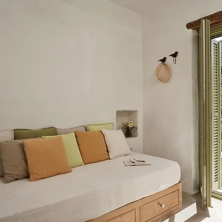 Villa Spacious 6 Bdrm Stone With Pool *