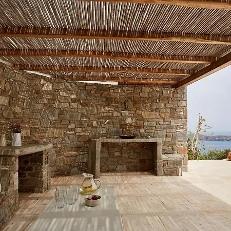 Villa Spacious 6 Bdrm Stone With Pool *