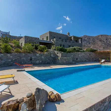 Villa Spacious 6 Bdrm Stone With Pool