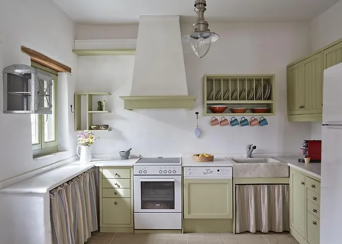 Βίλα Spacious 6 Bdrm Stone With Pool Ράμος