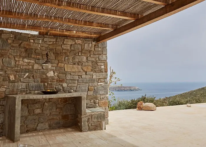 Villa Spacious 6 Bdrm Stone With Pool Rámos